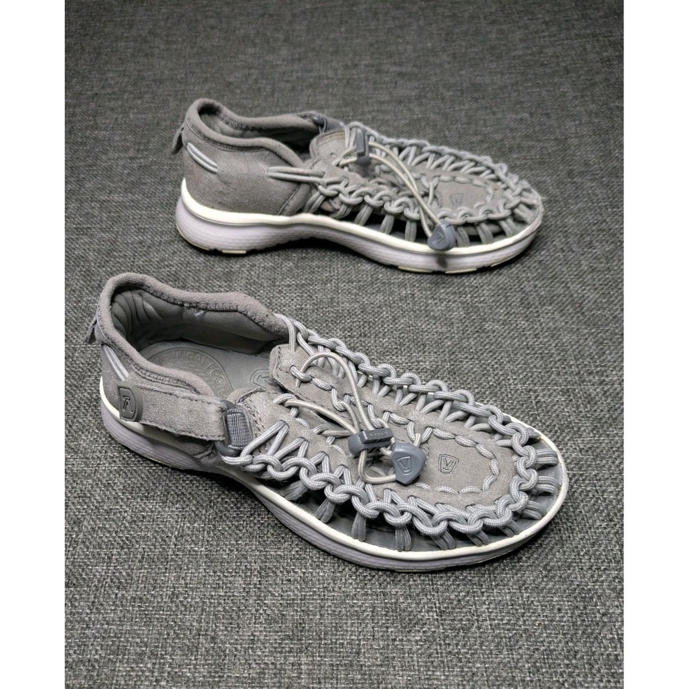 Keen Uneek 02 Boys Water Sandals Shoes Youth Size 13 Gray Bungee Sneakers